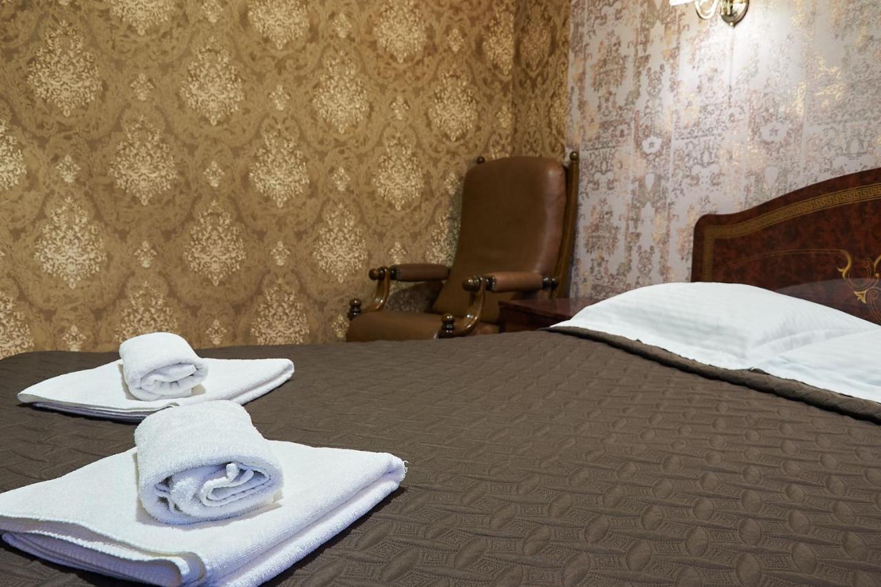 Hotel Royal 波尔塔瓦 外观 照片