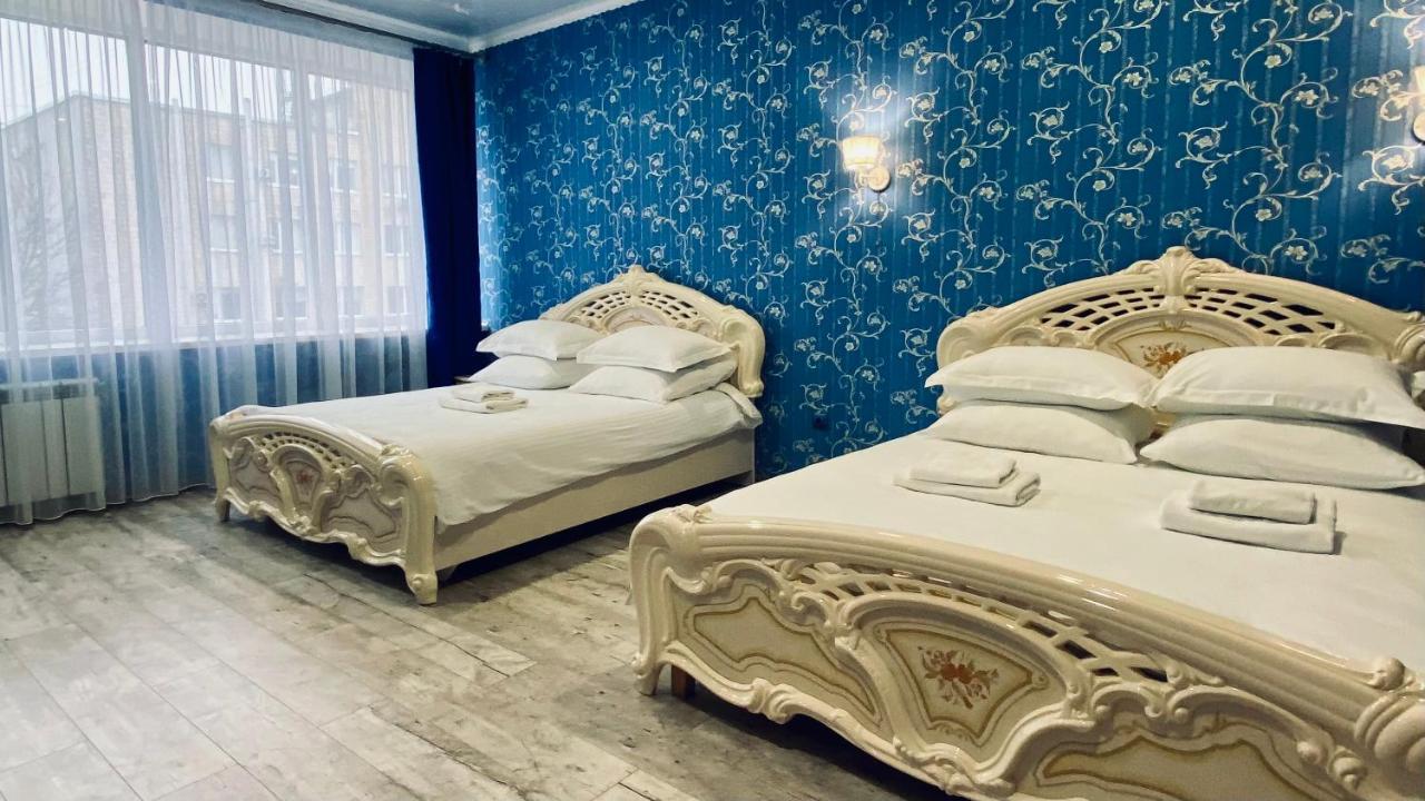 Hotel Royal 波尔塔瓦 外观 照片