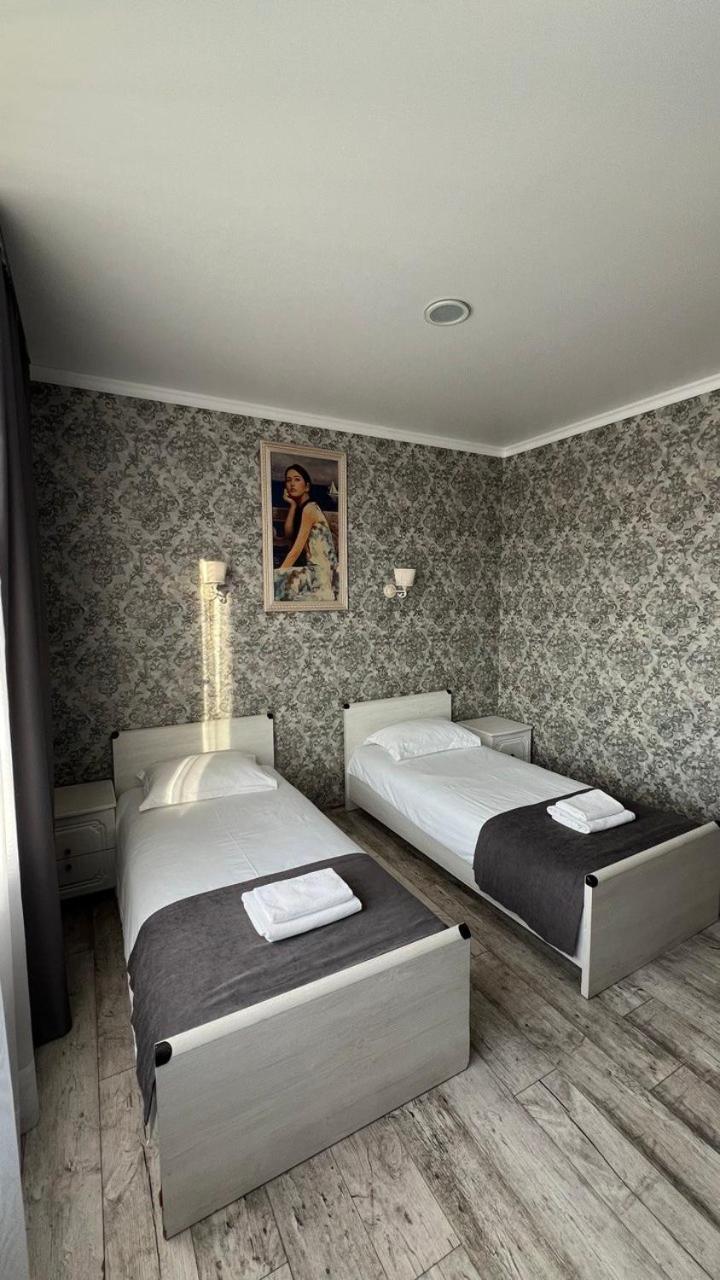 Hotel Royal 波尔塔瓦 外观 照片