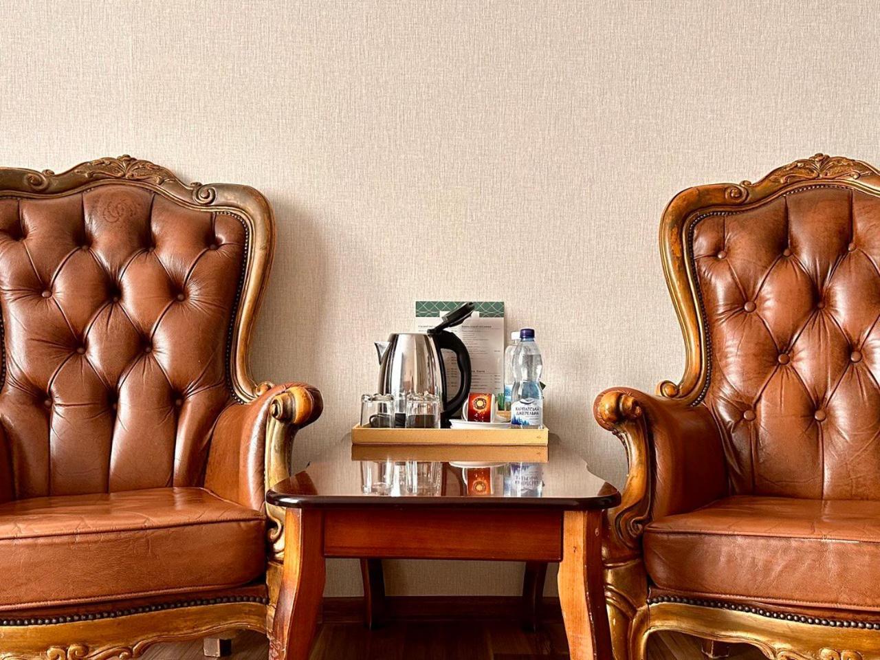 Hotel Royal 波尔塔瓦 外观 照片